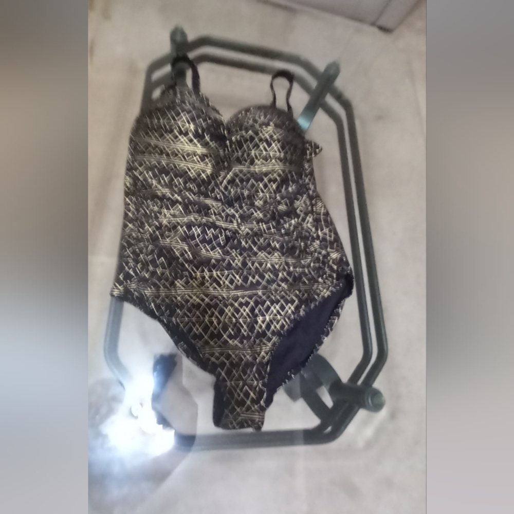 SWIMSUIT